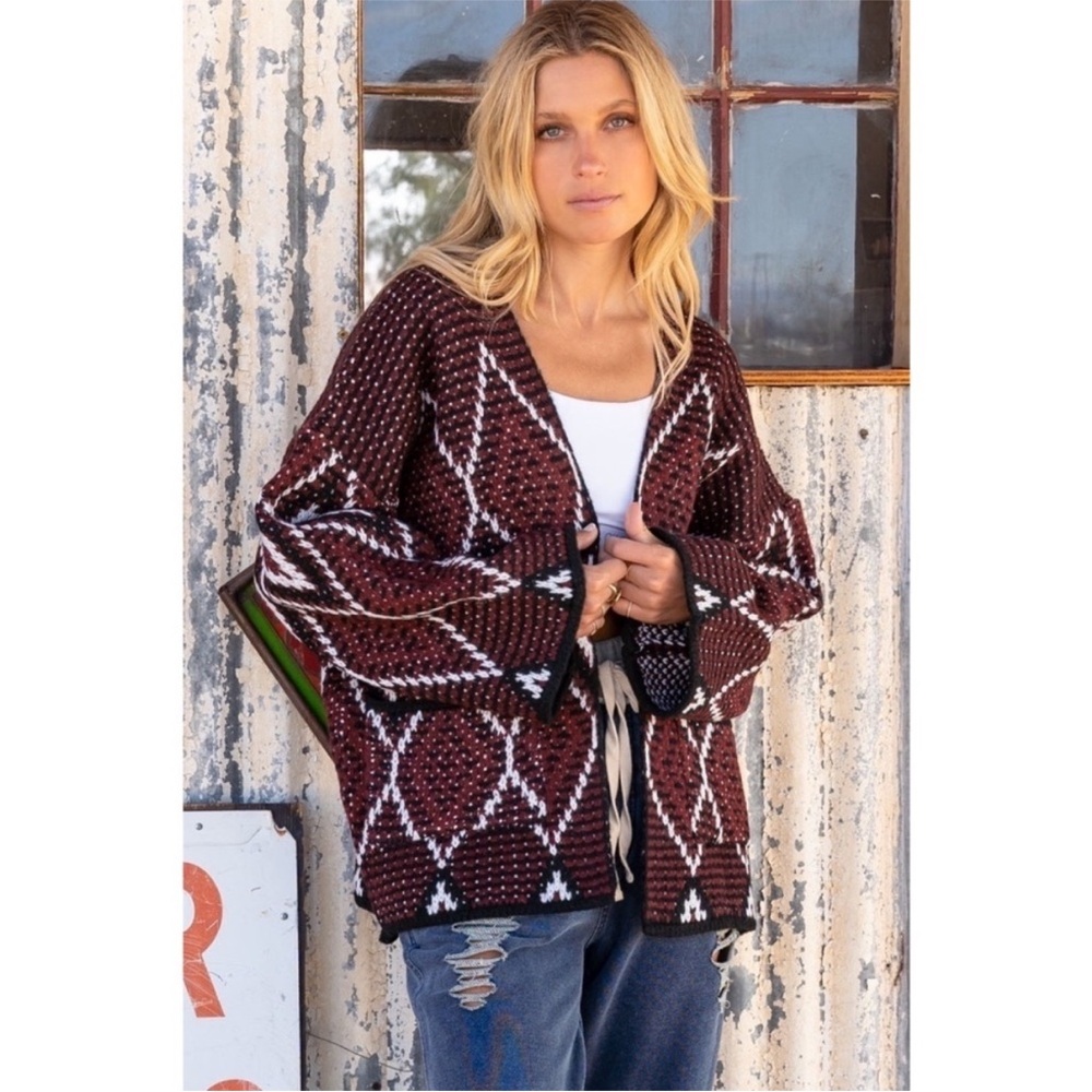 NEW POL Burgundy Black Diamond Pattern Chunky Knit Cardigan S